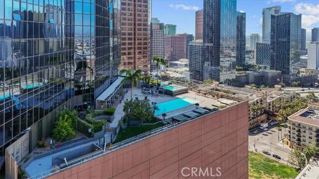 1100 Wilshire Boulevard #1812 photo 4