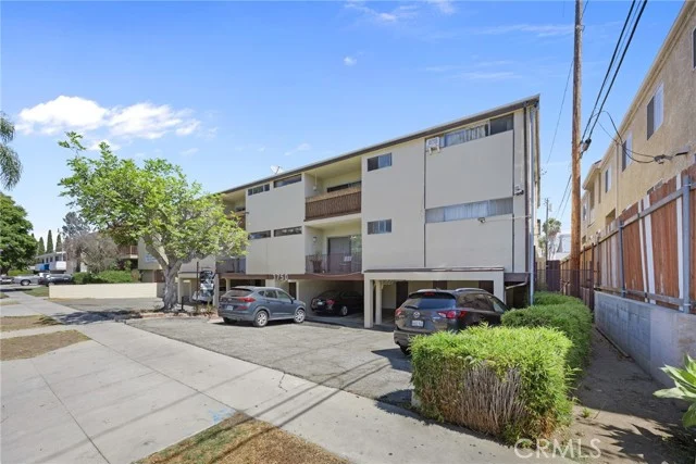 3750 Midvale Avenue photo 3