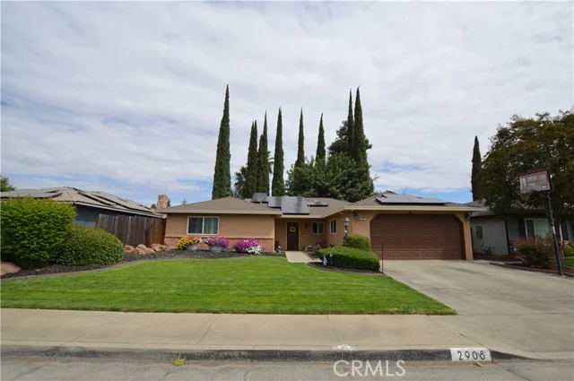 2908 Wathen Street photo 4