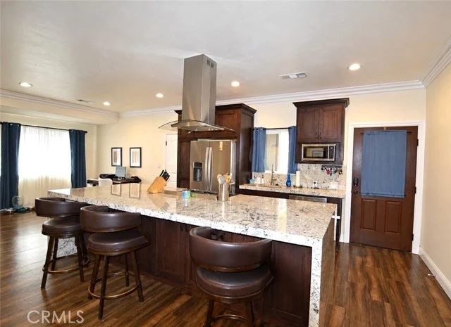 2908 Wathen Street photo 5