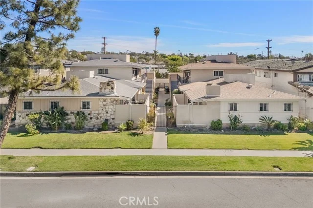 10632 Crenshaw Blvd photo 4
