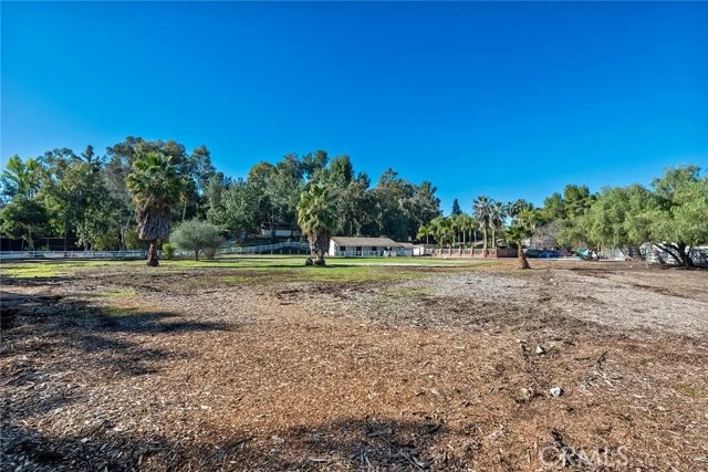 5546 PARADISE VALLEY Road photo 4