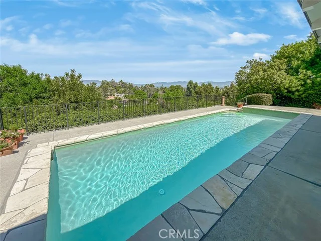 5015 Casa Dr. photo 3