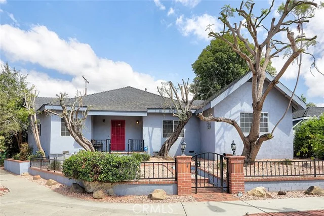 7700 Isis Avenue photo 3