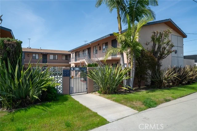 5511 Cherry Avenue photo 3