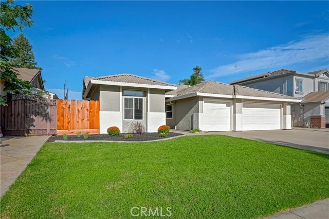 1453 Augusta photo 5