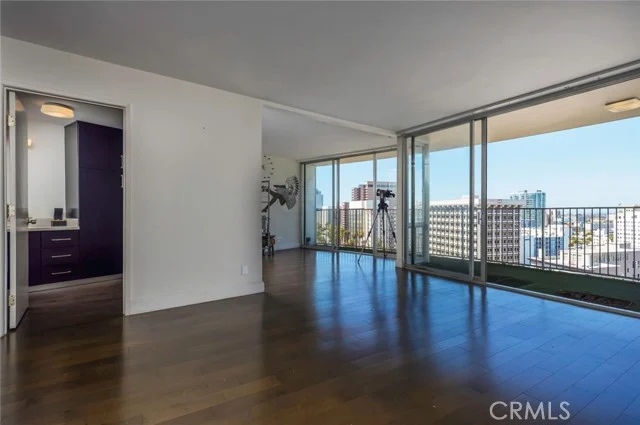 700 E Ocean Boulevard #1902 photo 4