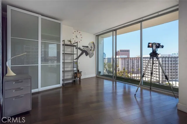 700 E Ocean Boulevard #1902 photo 5