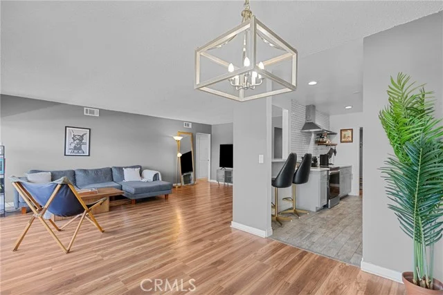 5454 Zelzah Avenue #309 photo 2