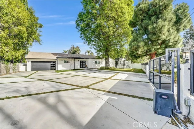 23245 Gonzales Drive photo 3