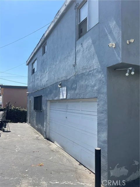304 N Market photo 4