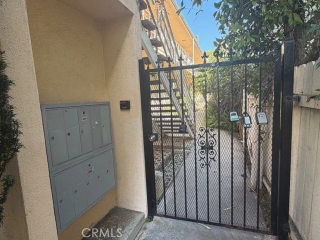 1129 Lincoln Boulevard photo 2