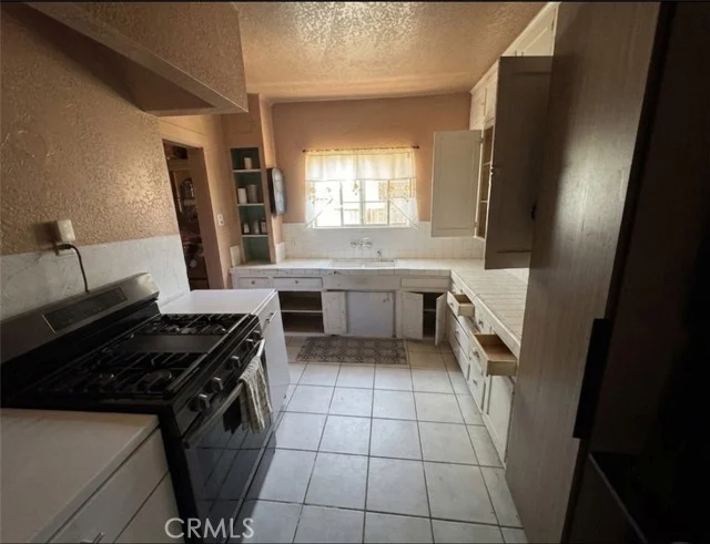 4305 San Pedro photo 5