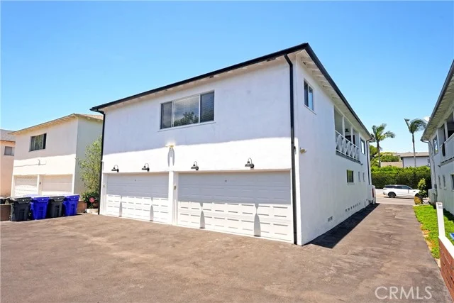 1250 Manhattan Beach photo 4