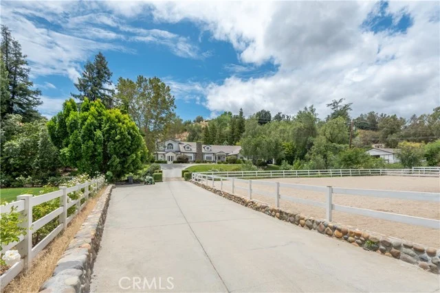24232 LONG VALLEY Road photo 3