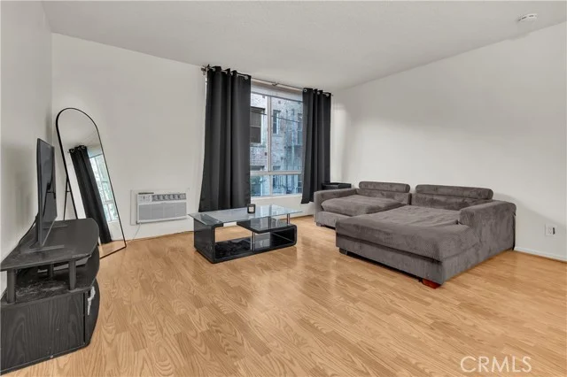 525 S Ardmore #253 photo 5
