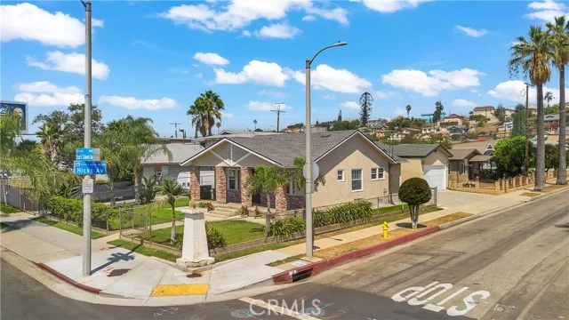 3455 E Cesar E Chavez photo 3
