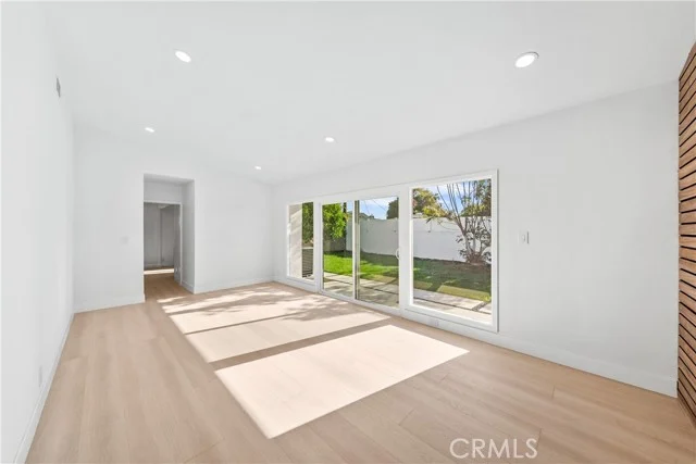 2922 Radnor photo 3
