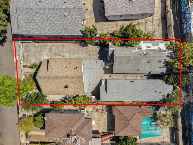 1352 E 21st Street photo 2