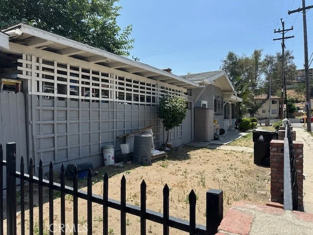 2132 Lincoln Park Avenue photo 5