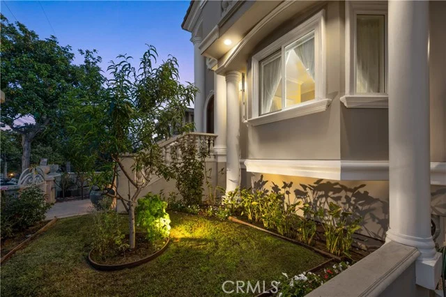 217 S Irena Avenue #A photo 4