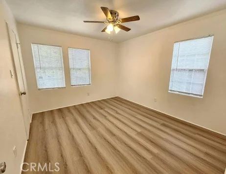 2310 Elm photo 5