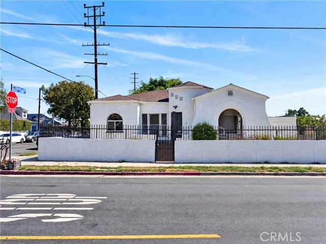 342 N Mesa photo 3