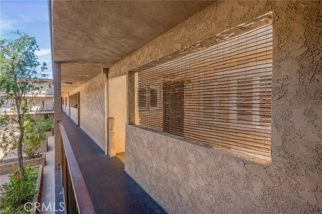 2501 W Redondo Beach photo 2