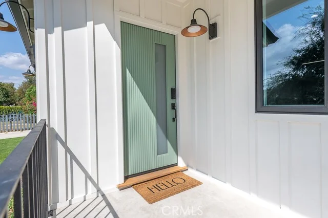 5808 Irvine Avenue photo 4