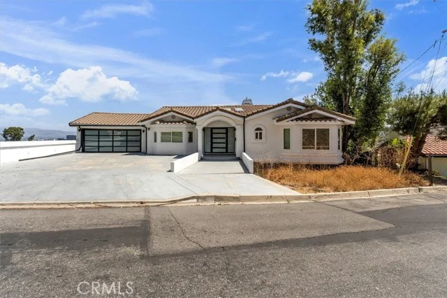 5096 Llano Drive, Woodland Hills
