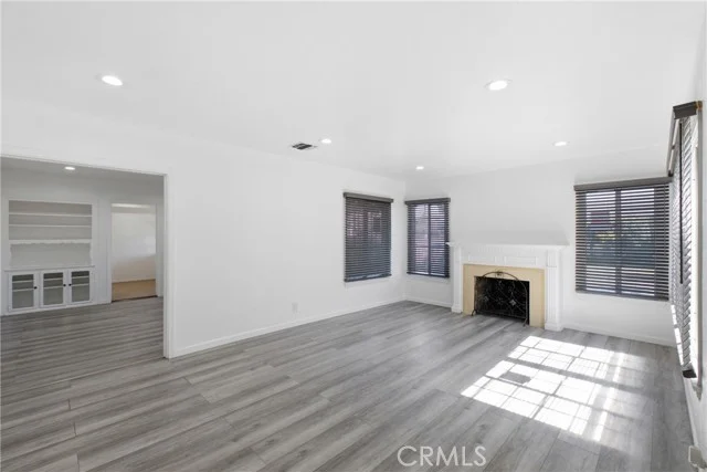 3892 Cherrywood Avenue photo 5