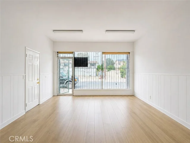 110 E Cambridge photo 5