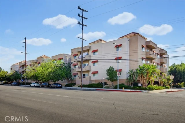 9610 Zelzah Avenue #203 photo 2
