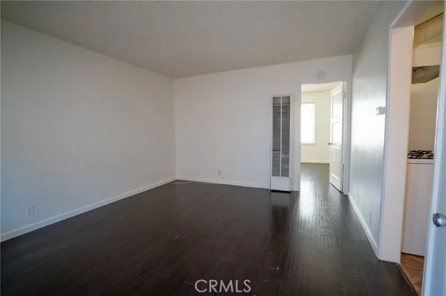 1425 Cedar Avenue photo 5