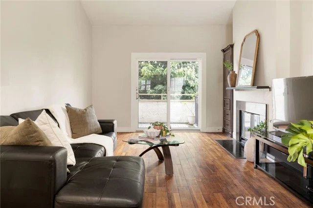 645 Chestnut #305 photo 3