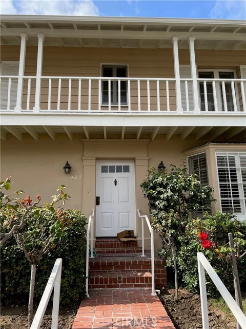 423 S Palm Drive photo 5