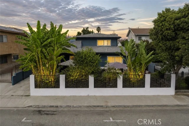11617 Acacia, Hawthorne