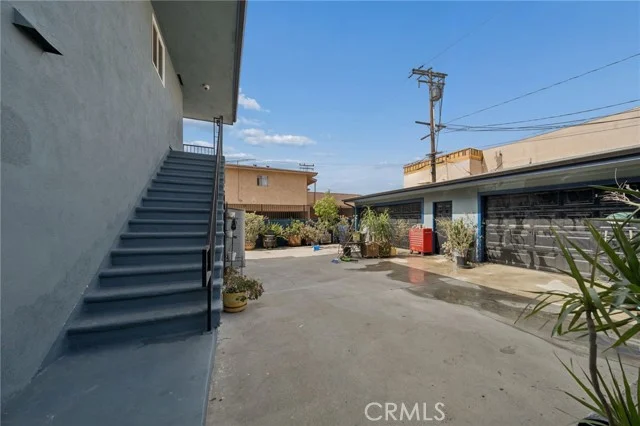 11617 Acacia photo 5