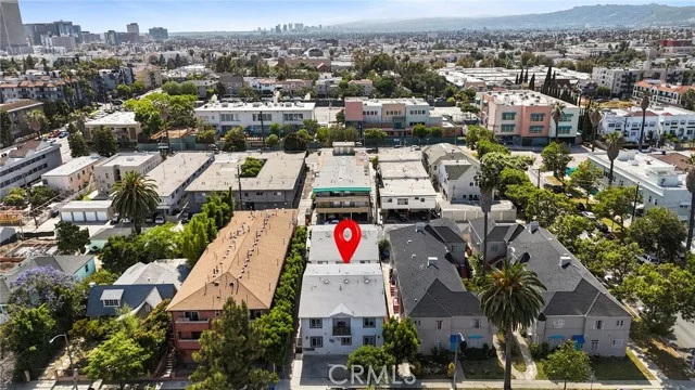 211 S Hoover Street photo 4