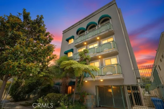 1538 Stoner Avenue #303, Los Angeles