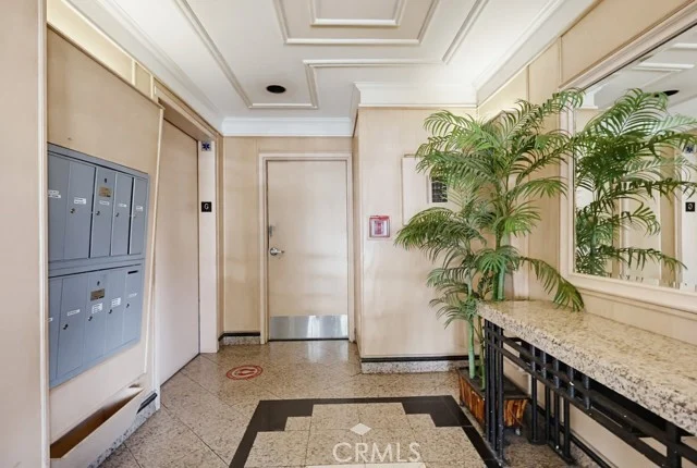 1538 Stoner Avenue #303 photo 4