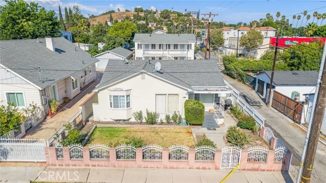 3814 Portola Avenue photo 3