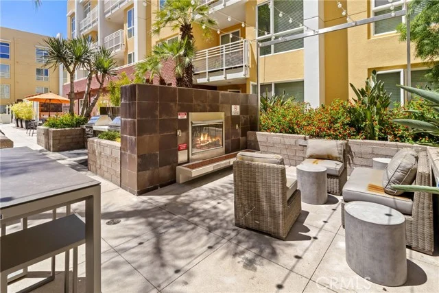21301 Erwin Street #511 photo 3