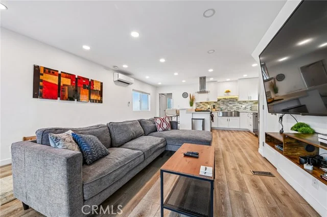 3754 Sawtelle Boulevard, Los Angeles