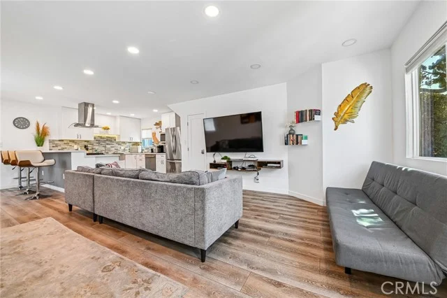 3754 Sawtelle Boulevard photo 2