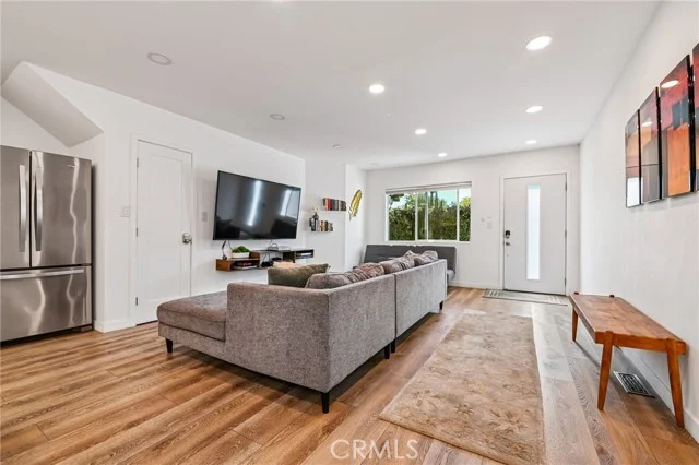 3754 Sawtelle Boulevard photo 3