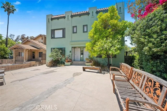 144 S Avenue 57 photo 4