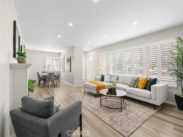 2700 Eucalyptus Avenue photo 3