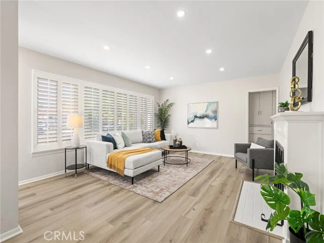2700 Eucalyptus Avenue photo 5