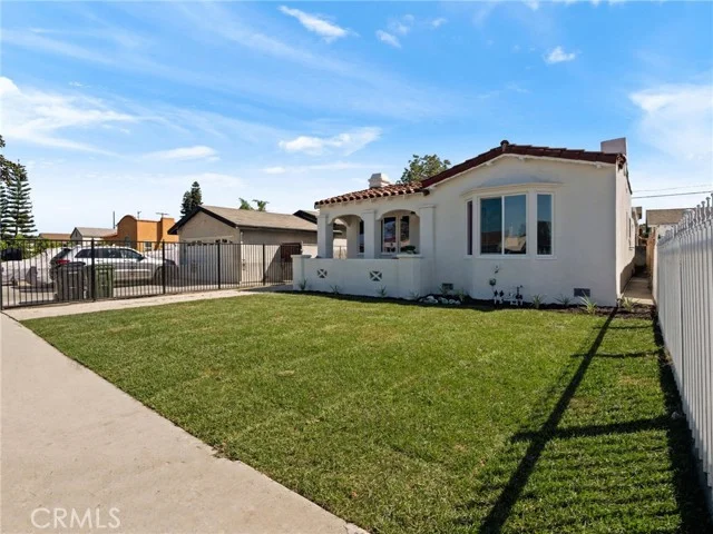 742 W 104th Place photo 1